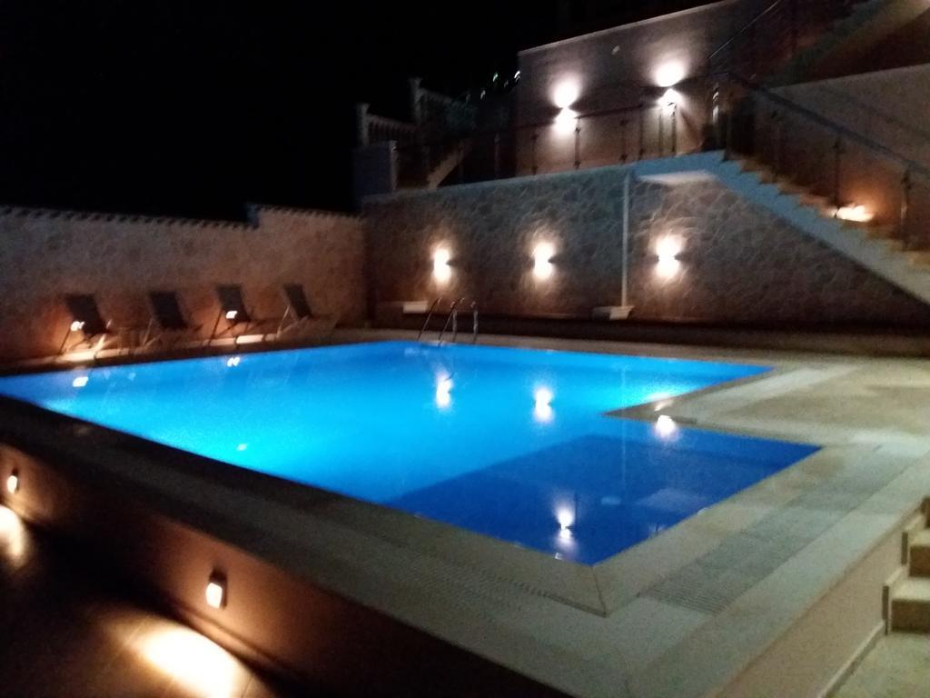Michaelangelo Boutique Parga Hotel Exterior photo